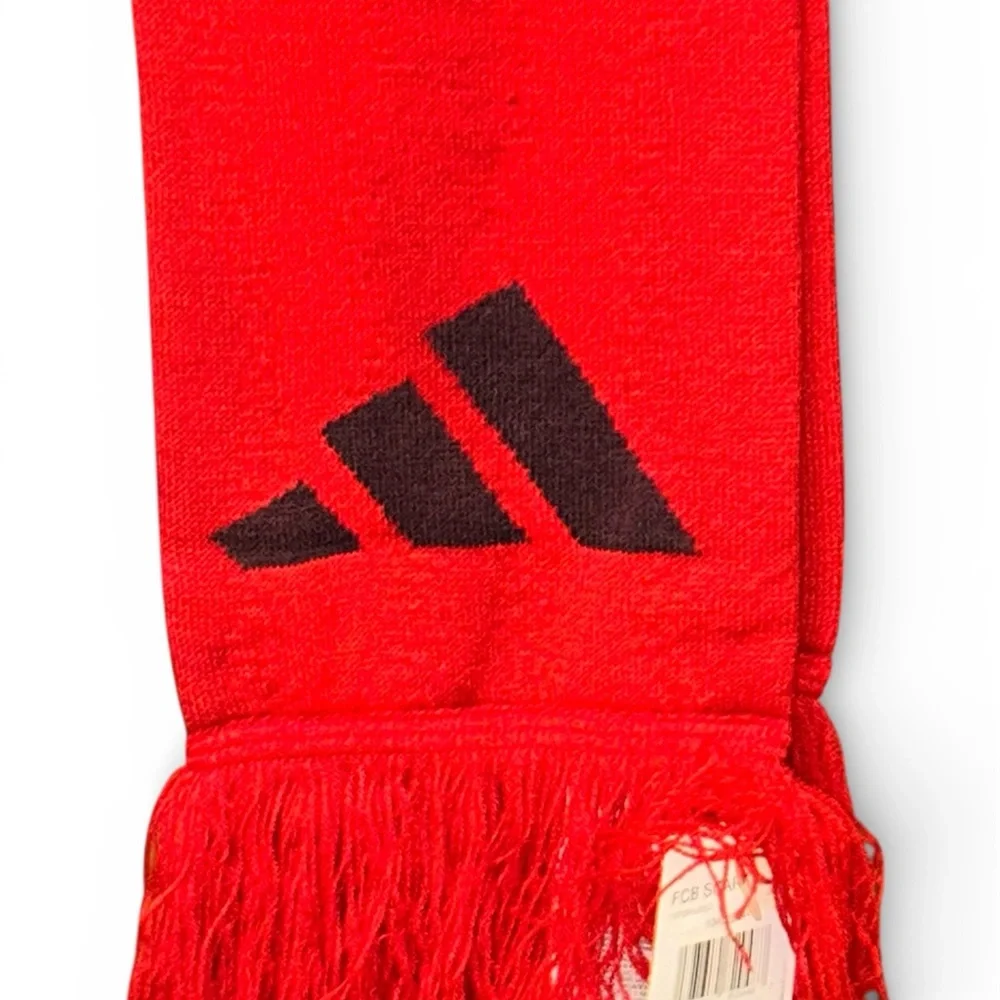 Adidas Bayern Munich Red Fan Scarf